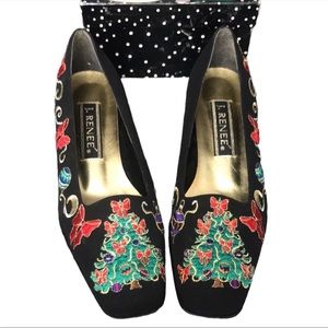 Embroidered Christmas dress shoes
